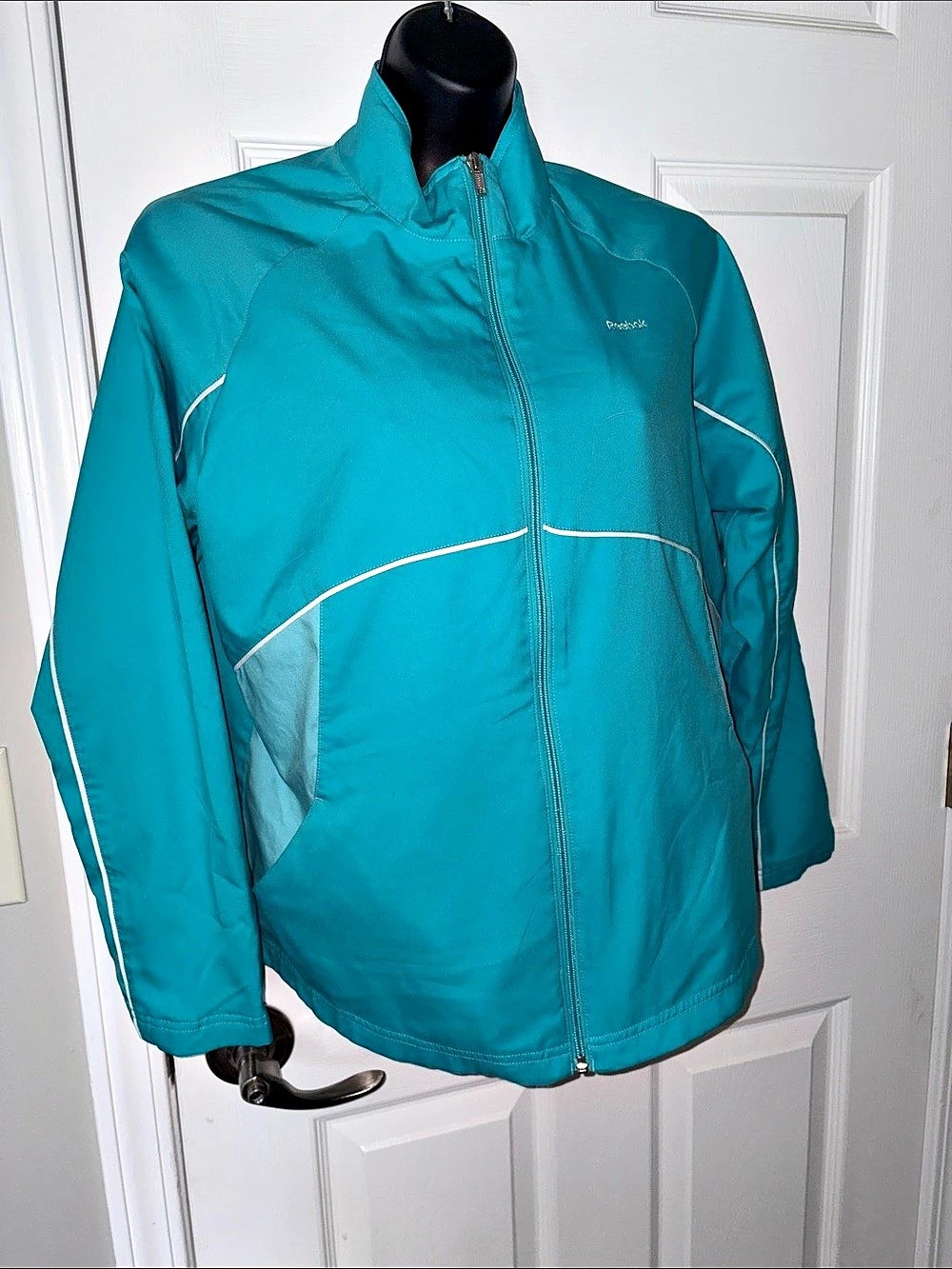 Reebok Athletic wind Track Jacket and pant set Blue & Gray